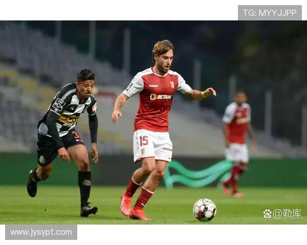 西悉尼流浪者与后卫克鲁尔续约一年 力保防线稳定